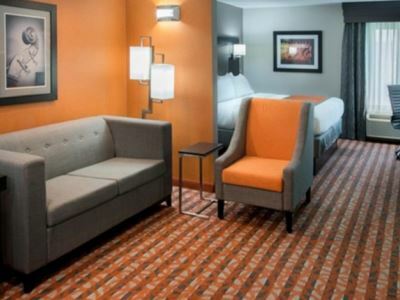 Express & Southeast - Antioch By Ihg Hotel Nashville